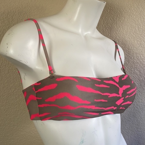 Beach Bunny Other - Beach Bunny Bikini Top Hot Tiger BB Tiger Striped Bikini Hot Pink & Nude RARE